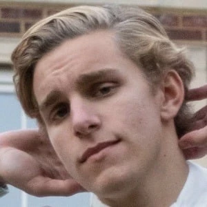 Zack Fairhurst - Age, Height, Birthdate, Family, Wiki & More