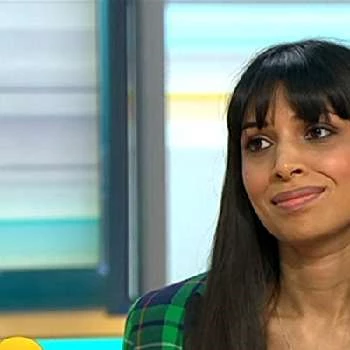 Faiza Shaheen - Age, Bio, Birthdate, Family, Networth & More