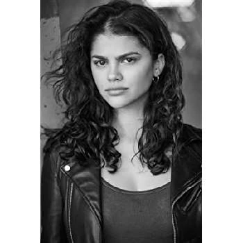 Fallon Smythe - Birthplace, Bio, Wiki, Birthday, Family, Networth & More