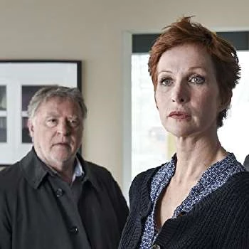 Fanny Stavjanik - Date Of Birth, Bio, Birthdate, Parents, Networth & More