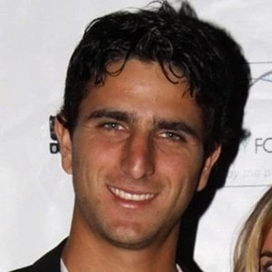 Robert Farah Biography
