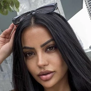 Aneeqa Farid Biography