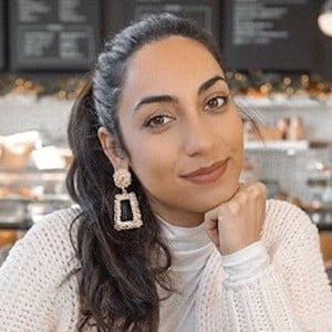 Nazy Farnoosh - Age, Bio, Birthdate, Family, Networth & More