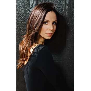 Farrah Aviva - Age, WIki, Birthday, Family, Networth & More