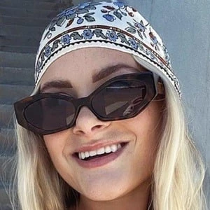 Tasha Farsaci - Income, Birthday, Family, Bio, Networth & More