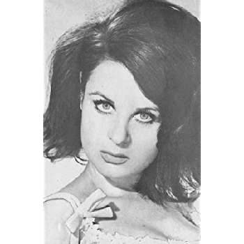 Fatma Girik - Wiki, Bio, Birthdate, Networth, Family & More