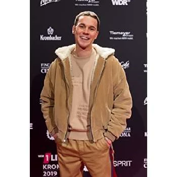 Felix Jaehn - Biography, Birthday, Wiki, Family, Networth & More