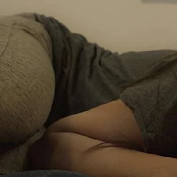 Fely Irvine - Adderess, Bio, Birthdate, Family, Wiki & More