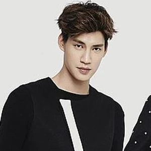 Feng-tian - Wiki, Bio, Birthdate, Networth, Family & More