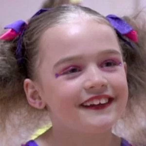 Chloe Fenton - Birthplace, Bio, Wiki, Birthday, Family, Networth & More