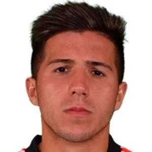Enzo Fernández Biography