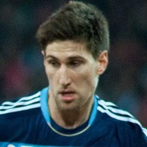 Federico Fernandez - Age, Height, Birthdate, Family, Wiki & More