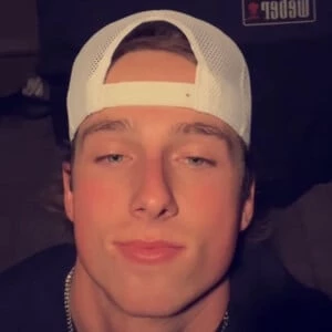 finalight - Date Of Birth, Bio, Birthdate, Parents, Networth & More