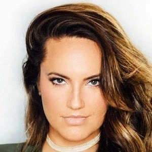 Adrienne Finch - Family, Bio, Birthdate,Age, Networth , Wiki& More