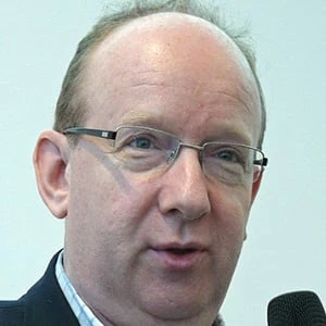 Daniel Finkelstein Biography