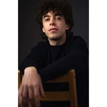 Finn McBurney - Age, Bio, Birthdate, Family, Networth & More