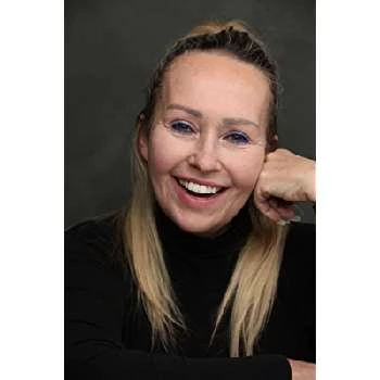 Fiona Spreadborough - Age, Bio, Birthdate, Family, Networth & More