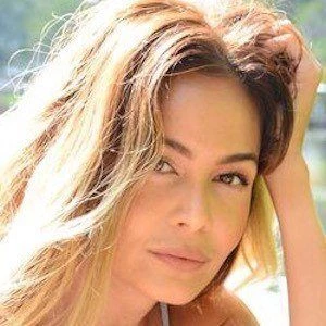 Ava Fiore Biography
