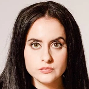 Corinne Fisher Biography