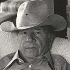 Max Fisher - Family, Bio, Birthdate,Age, Networth , Wiki& More