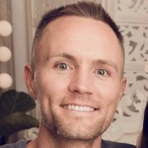 Darren Fizz Biography