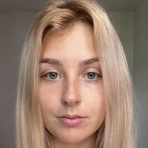 Kelsie Flaim - Networth, Bio, Birthdate, Age, Family & More