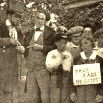 Flora Foster - Family, Bio, Birthday, Family, Income & More