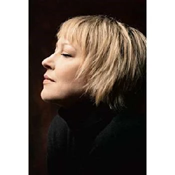 Floriane Daniel - Income, Birthday, Family, Bio, Networth & More