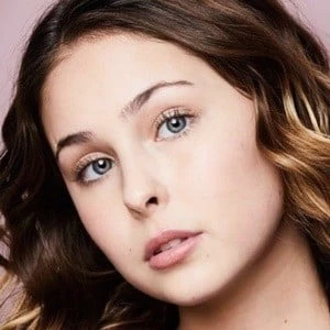 Cosette Hauer Biography