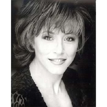 Forbes Riley - Bio, Networth, Family, Age, Birthdate & More