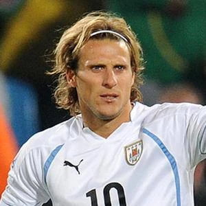 Diego Forlán Biography