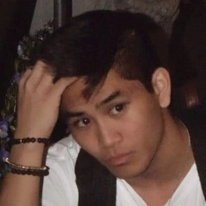 Geoff Fox - Family, Bio, Birthday, Family, Income & More