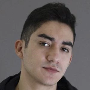 Jorge Fox - Age, Height, Birthdate, Family, Wiki & More