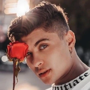 Daniel Fraga - Income, Birthday, Family, Bio, Networth & More