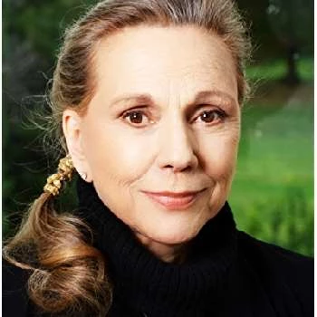 Francesca De Sapio - Networth, Bio,Birthdate, Family, Wiki & More