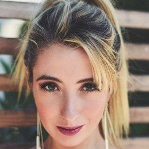 Lauren Francesca Biography