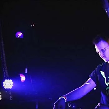 Frequencerz - Age, Bio, Birthdate, Family, Networth & More