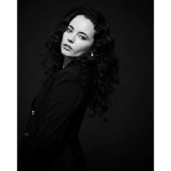 Freya Tingley - Age, Bio, Birthdate, Family, Networth & More