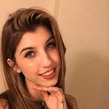 FrivolousFox ASMR - Age, Bio, Birthdate, Family, Networth & More