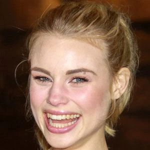 Lucy Fry - Date Of Birth, Bio, Birthdate, Parents, Networth & More