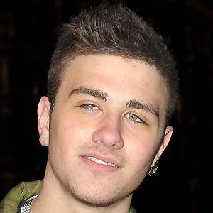 Fugative - Profession, Biography, Birthdate, Family, Wiki & More