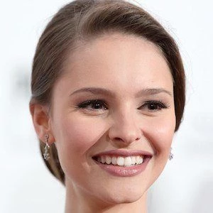 Julia Furdea - Date Of Birth, Bio, Birthdate, Parents, Networth & More