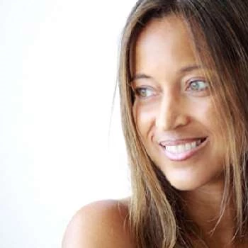 Gabrielle Glore - Age, Bio, Birthdate, Family, Networth & More