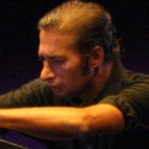 Israel Galván Biography