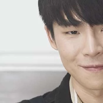 Gameplay Garnpaphon Laolerkiat - Age, Bio, Birthdate, Family, Networth & More