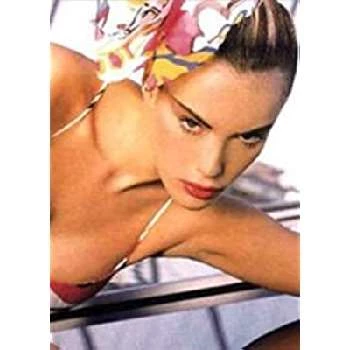 Gamze Özçelik - Age, Bio, Birthdate, Family, Networth & More