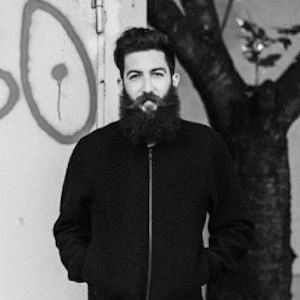 Mo Ganji Biography