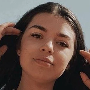 Lara García - Networth, Bio, Wiki, Family, Birthday, Networth & More