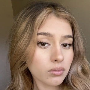 Lauri MF García - Age, Height, Birthdate, Bio, Family, Networth & More