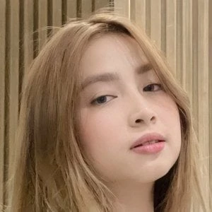 Yumi Garcia - Networth, Biography, Birthdate, Family & More